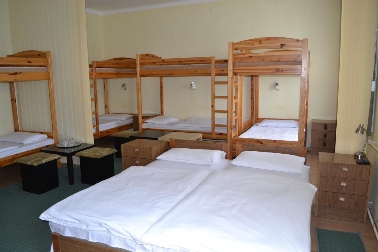 Lokomotiv Motel Eger Luaran gambar