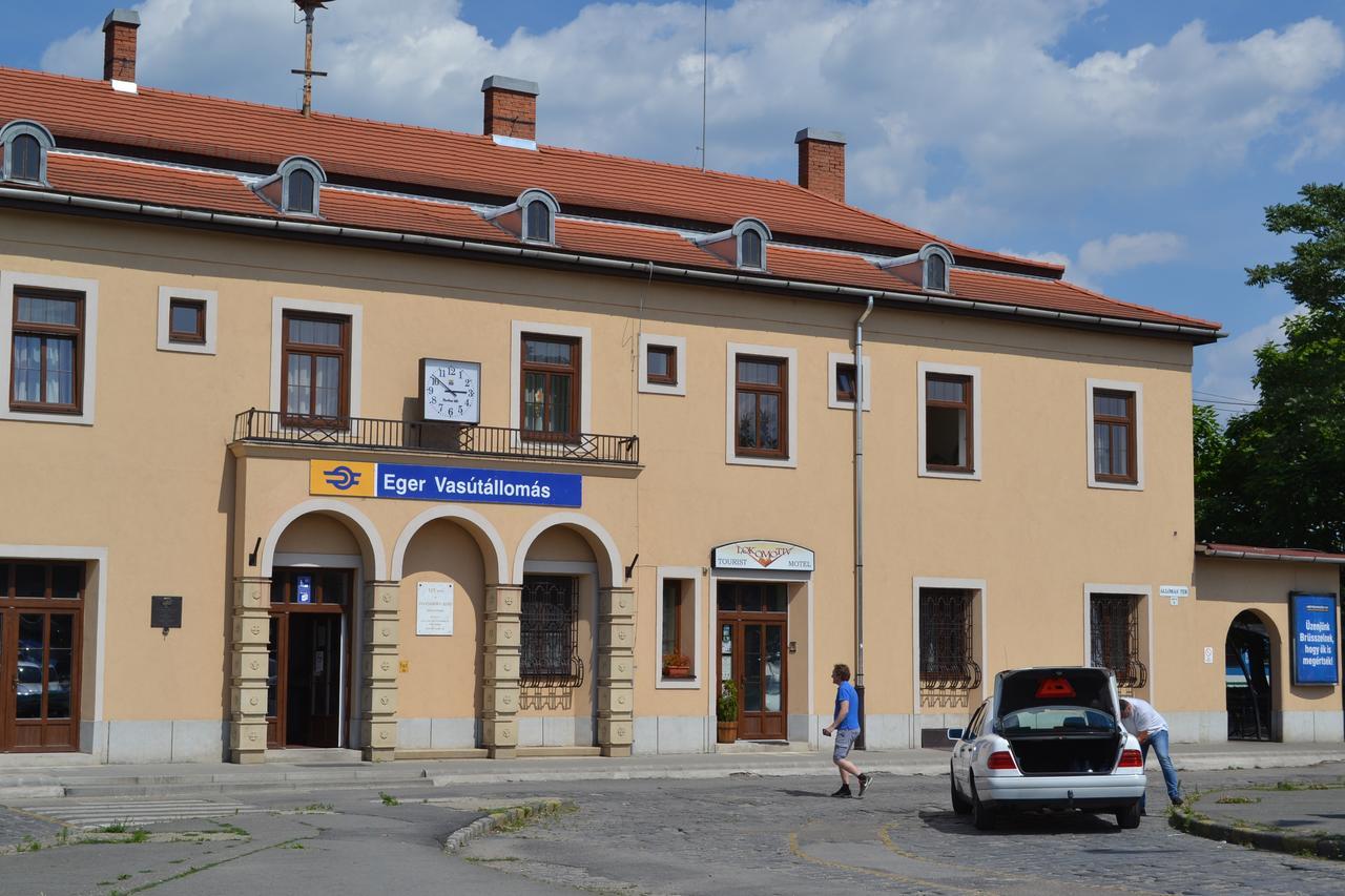 Lokomotiv Motel Eger Luaran gambar