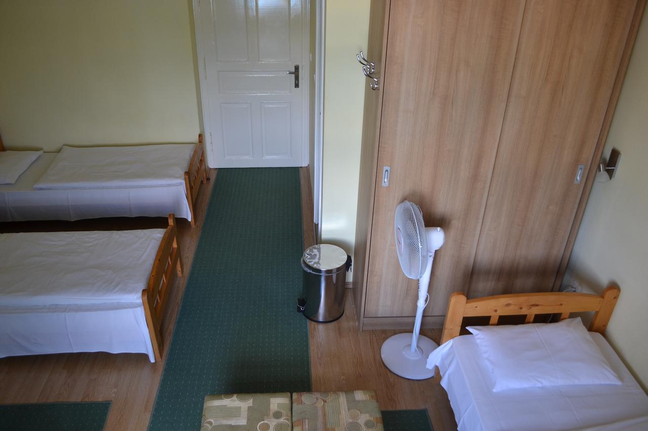 Lokomotiv Motel Eger Luaran gambar
